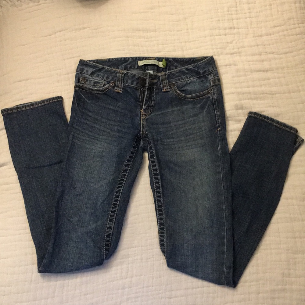 Aeropostale Bayla Skinny Leg 00R